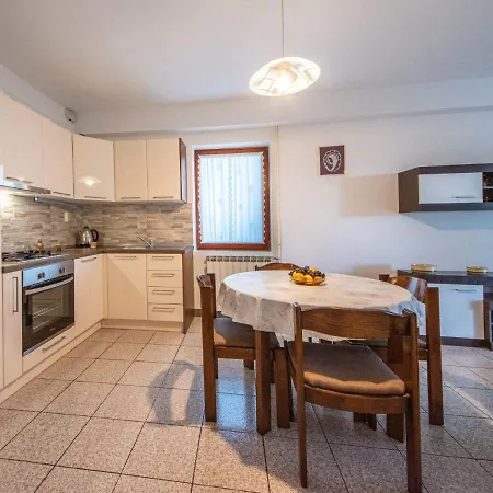 Nives-1 By Interhome Apartament Ičići