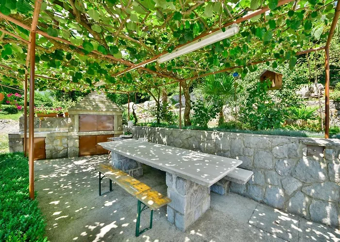 Nives-1 By Interhome Appartement Ičići
